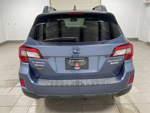 Used 2017 Subaru Outback 2.5i Limited w/ Popular Package #5 AWD/4WD image 5
