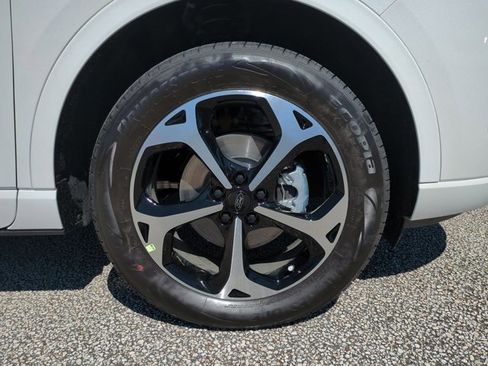 New 2026 Ford Escape ST-Line Elite w/ Class II Trailer Tow Package image 11