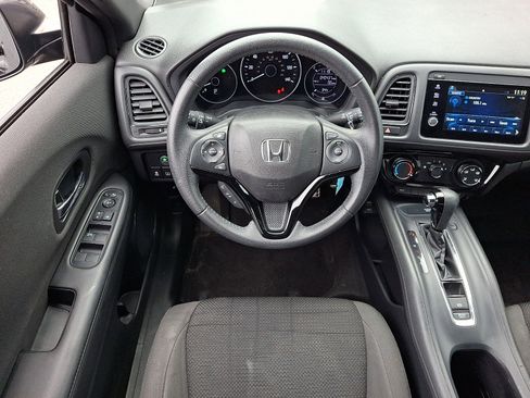 Certified 2022 Honda HR-V Sport image 11