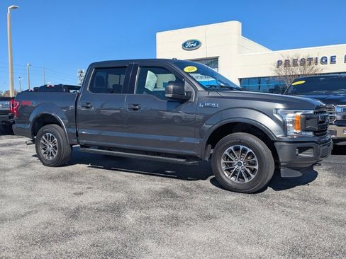 Used 2018 Ford F150 XLT w/ Equipment Group 302A Luxury image 3