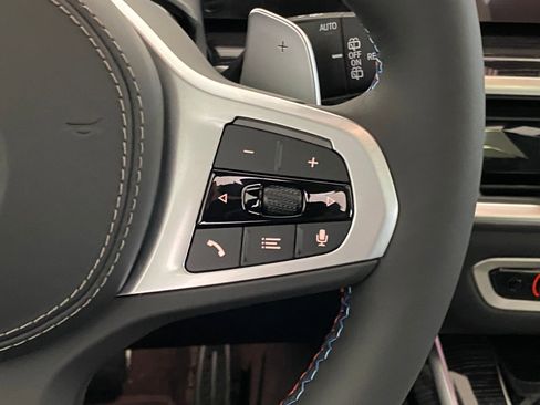 New 2026 BMW X7 M60i image 30