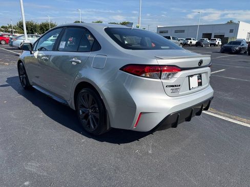 New 2026 Toyota Corolla SE FWD image 4