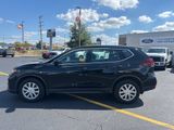 Used 2019 Nissan Rogue S image 2