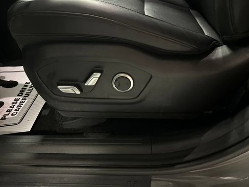 Used 2024 Hyundai Santa Fe SEL FWD image 11