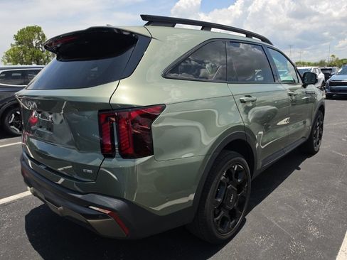 Used 2024 Kia Sorento SX AWD/4WD image 16