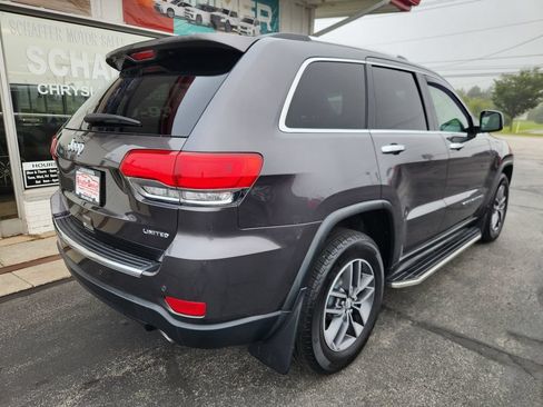 Used 2018 Jeep Grand Cherokee Limited AWD/4WD image 3
