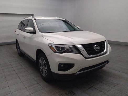 Used 2019 Nissan Pathfinder SV AWD/4WD image 13