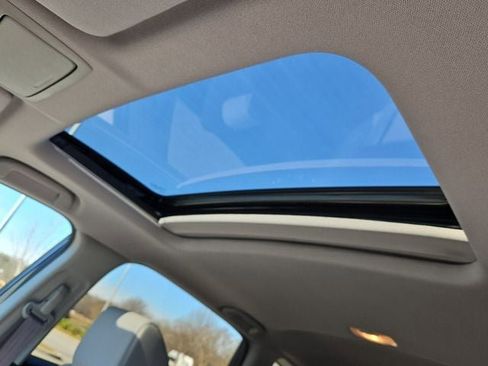 Used 2022 Honda CR-V Touring image 21