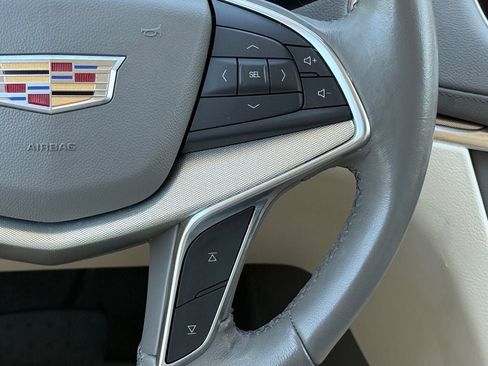 Used 2023 Cadillac XT5 Premium Luxury FWD image 21