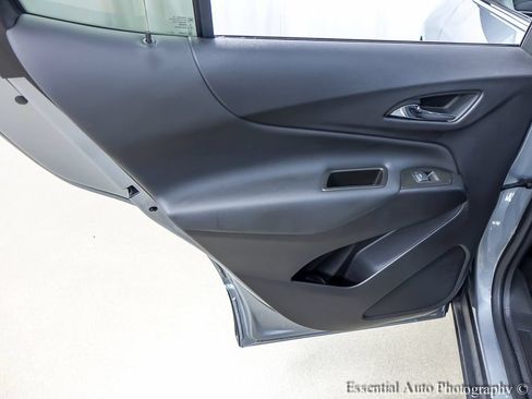 Used 2024 Chevrolet Equinox LT FWD image 19