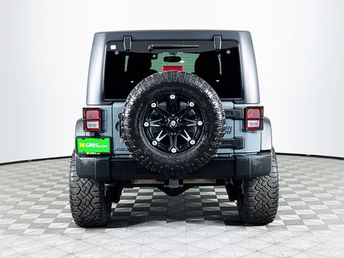 Used 2015 Jeep Wrangler Unlimited Sport image 8