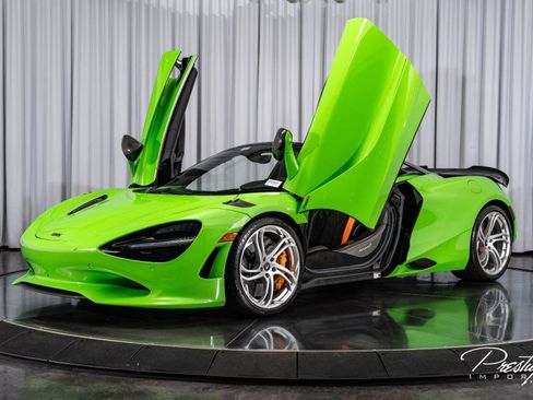 Used 2025 McLaren 750S Spider image 14