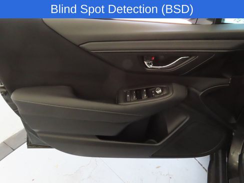 Certified 2025 Subaru Outback Premium image 12