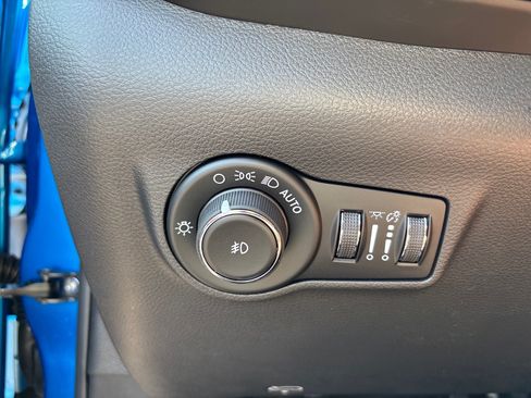 New 2026 Jeep Compass Latitude AWD/4WD image 11
