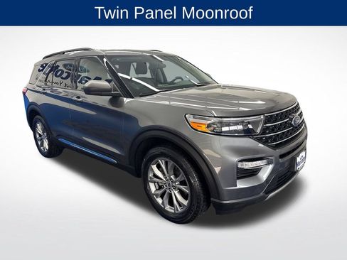 Certified 2023 Ford Explorer XLT w/ Equipment Group 202A AWD/4WD image 9