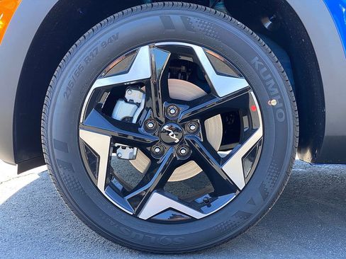 New 2026 Kia Seltos S FWD image 10
