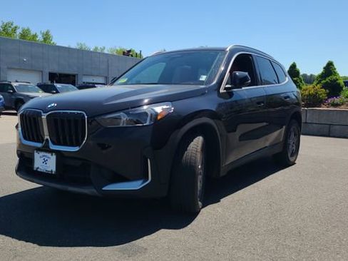 Used 2023 BMW X1 xDrive28i w/ Premium Package AWD/4WD image 3