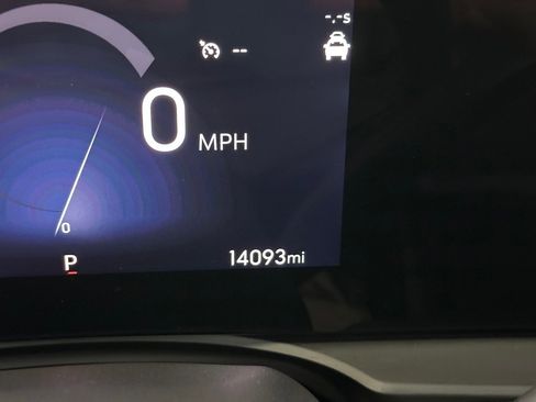 Used 2024 Buick Envista Sport Touring w/ Convenience I Package image 11