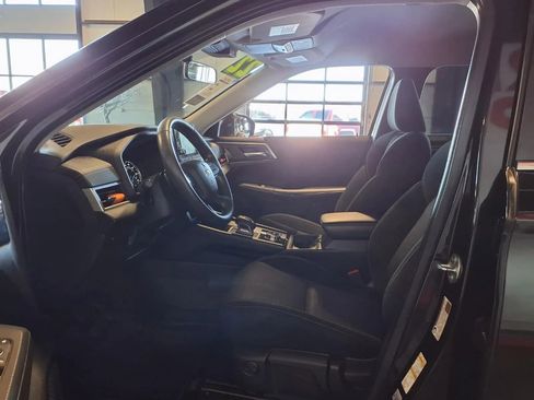 Used 2022 Mitsubishi Outlander ES AWD/4WD image 14