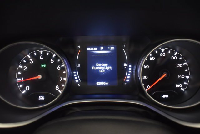 Used 2020 Jeep Compass Latitude w/ Cold Weather Group AWD/4WD image 25