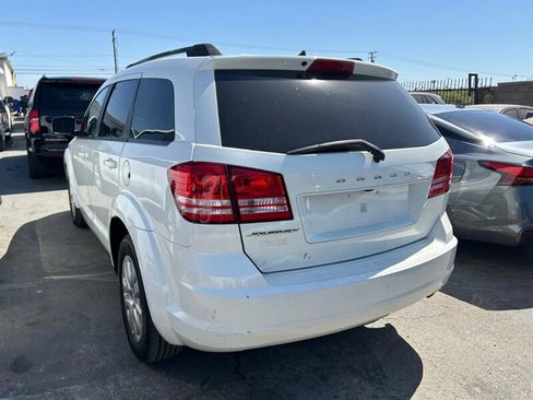 Used 2019 Dodge Journey SE FWD image 7