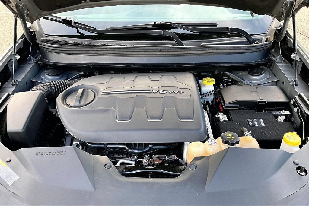 Used 2021 Jeep Cherokee Limited AWD/4WD image 9