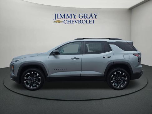 New 2027 Chevrolet Equinox RS w/ Safety and Technology Package AWD/4WD image 2