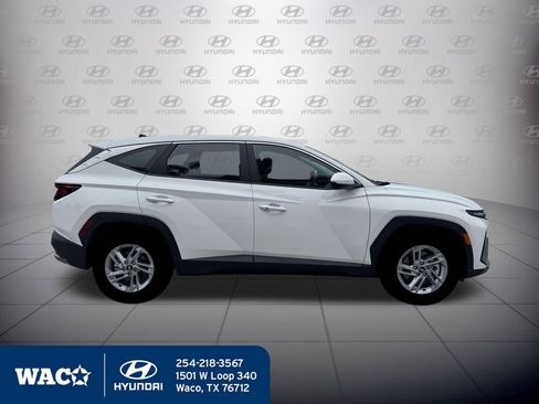 New 2026 Hyundai Tucson SE image 11