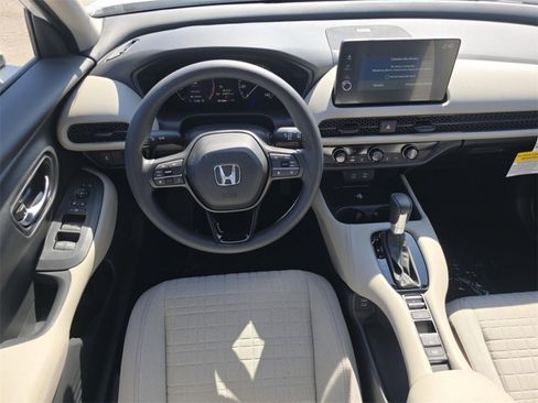 New 2026 Honda HR-V LX image 26
