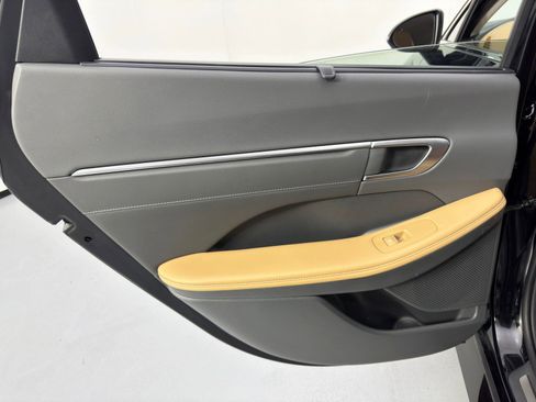 Used 2022 Hyundai Sonata Limited w/ Cargo Package image 41