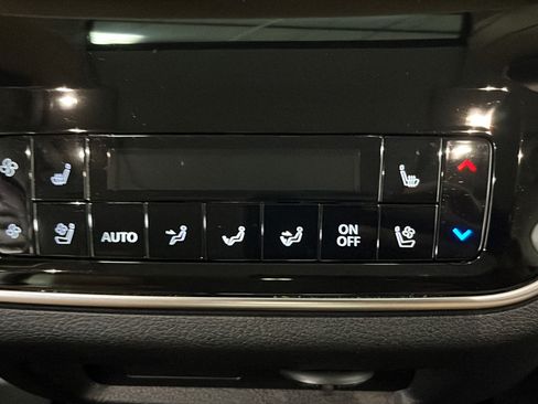 Used 2025 INFINITI QX80 Luxe AWD/4WD image 38