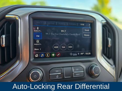 Used 2021 Chevrolet Silverado 1500 LTZ AWD/4WD image 30