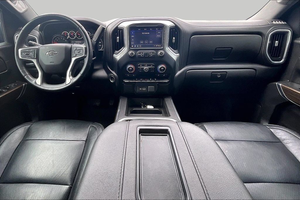 Used 2021 Chevrolet Silverado 1500 RST AWD/4WD image 16
