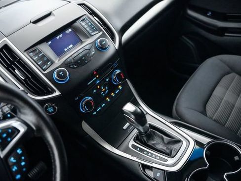 Used 2015 Ford Edge SEL FWD image 50