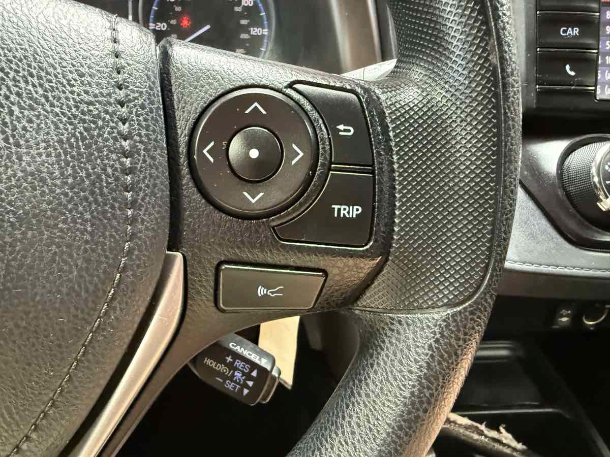 Used 2018 Toyota RAV4 LE w/ All Weather Liner Package AWD/4WD image 14