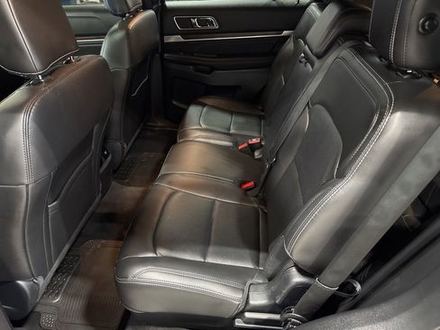 Used 2018 Ford Explorer Limited w/ Equipment Group 301A image 22