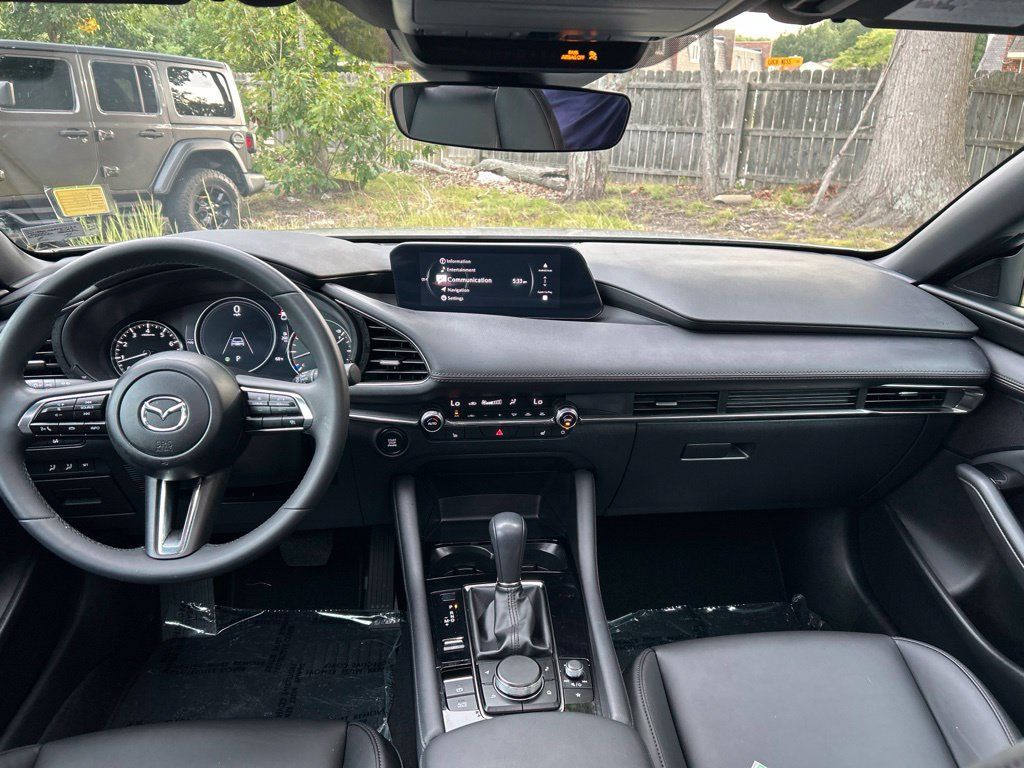 Used 2024 MAZDA MAZDA3 s FWD image 27