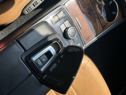 Used 2016 Mercedes-Benz E 550 Cabriolet image 27