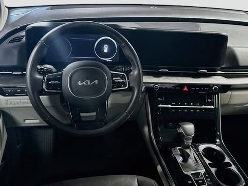 Used 2024 Kia Carnival SX FWD image 20