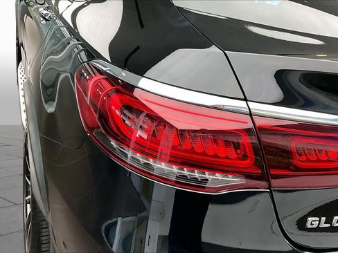 Used 2023 Mercedes-Benz GLC 300 4MATIC Coupe image 28