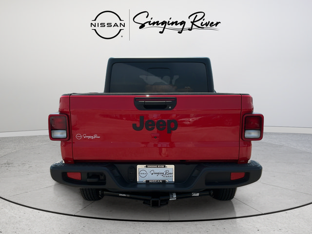 Used 2025 Jeep Gladiator Sport AWD/4WD image 6