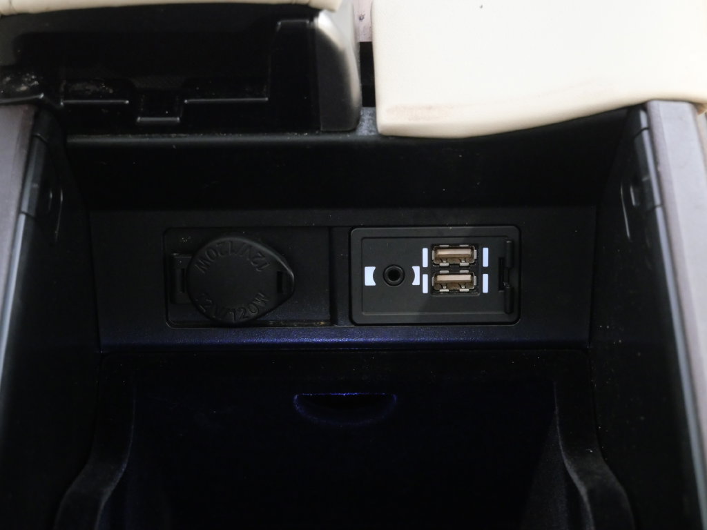 Used 2016 Lexus RX 450h AWD image 24