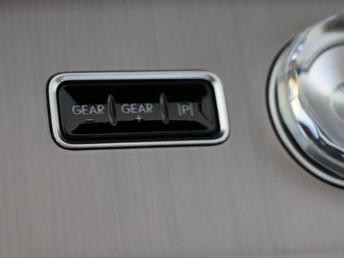 Used 2025 Lincoln Navigator Reserve AWD/4WD image 26