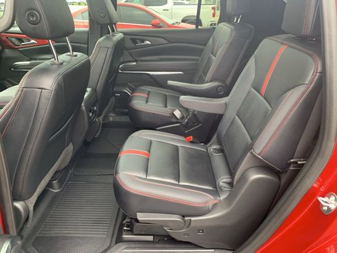 Used 2024 Chevrolet Traverse RS w/ LPO, Floor Liner Package image 13