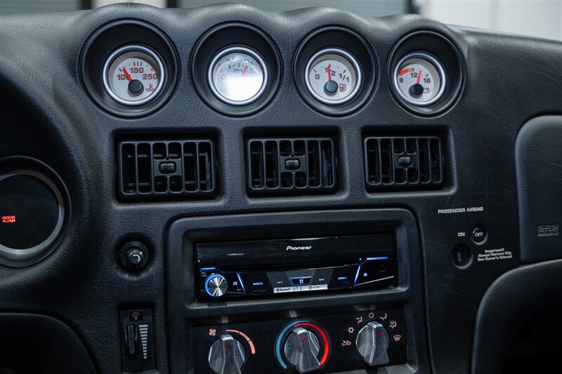 Used 2000 Dodge Viper GTS RWD image 52