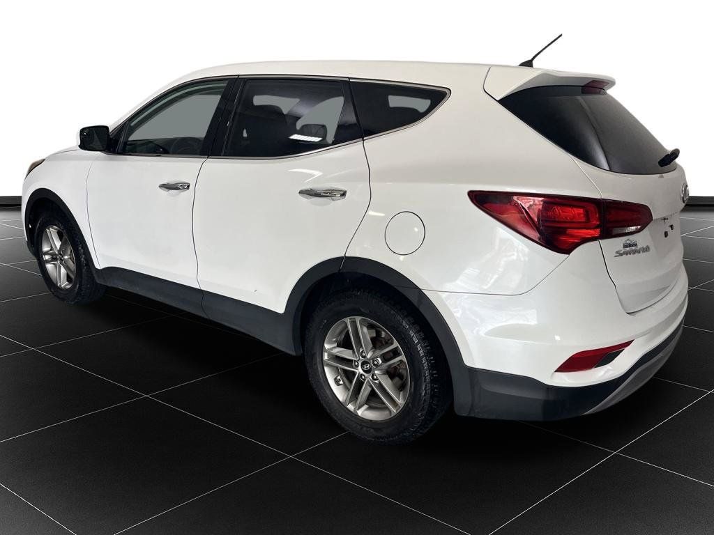 Used 2018 Hyundai Santa Fe Sport AWD/4WD image 3