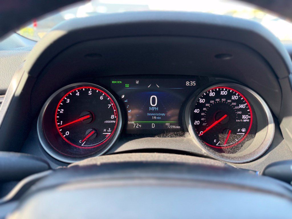 Used 2023 Toyota Camry XSE FWD image 11