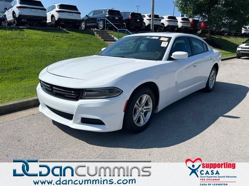 Used 2019 Dodge Charger SXT RWD image 1