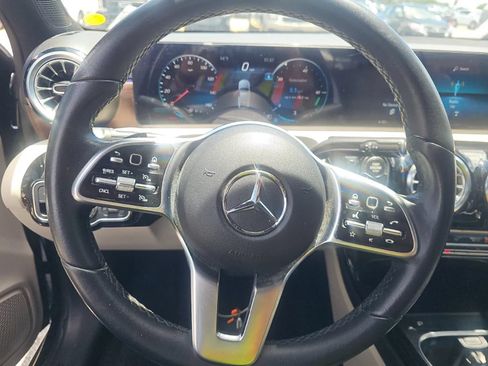 Used 2022 Mercedes-Benz A 220 4MATIC w/ Premium Package Lite image 7