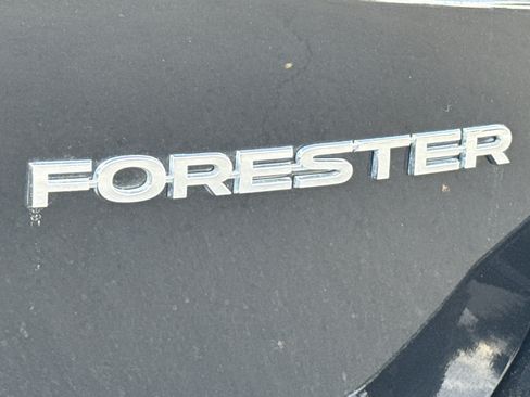 Used 2024 Subaru Forester Premium AWD/4WD image 11